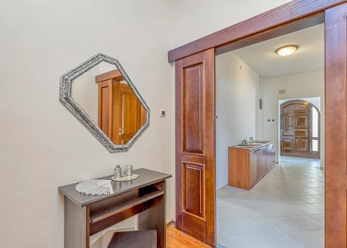Agatta With Private Pool * Smoljanci