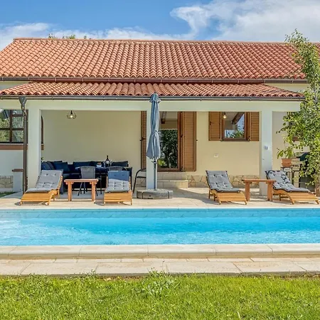 Agatta With Private Pool Villa